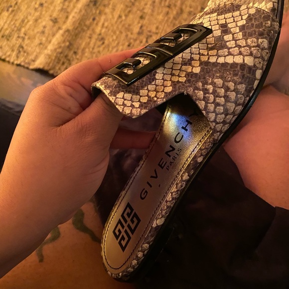 Givenchy sandals size 7 just like new - Picture 9 of 13